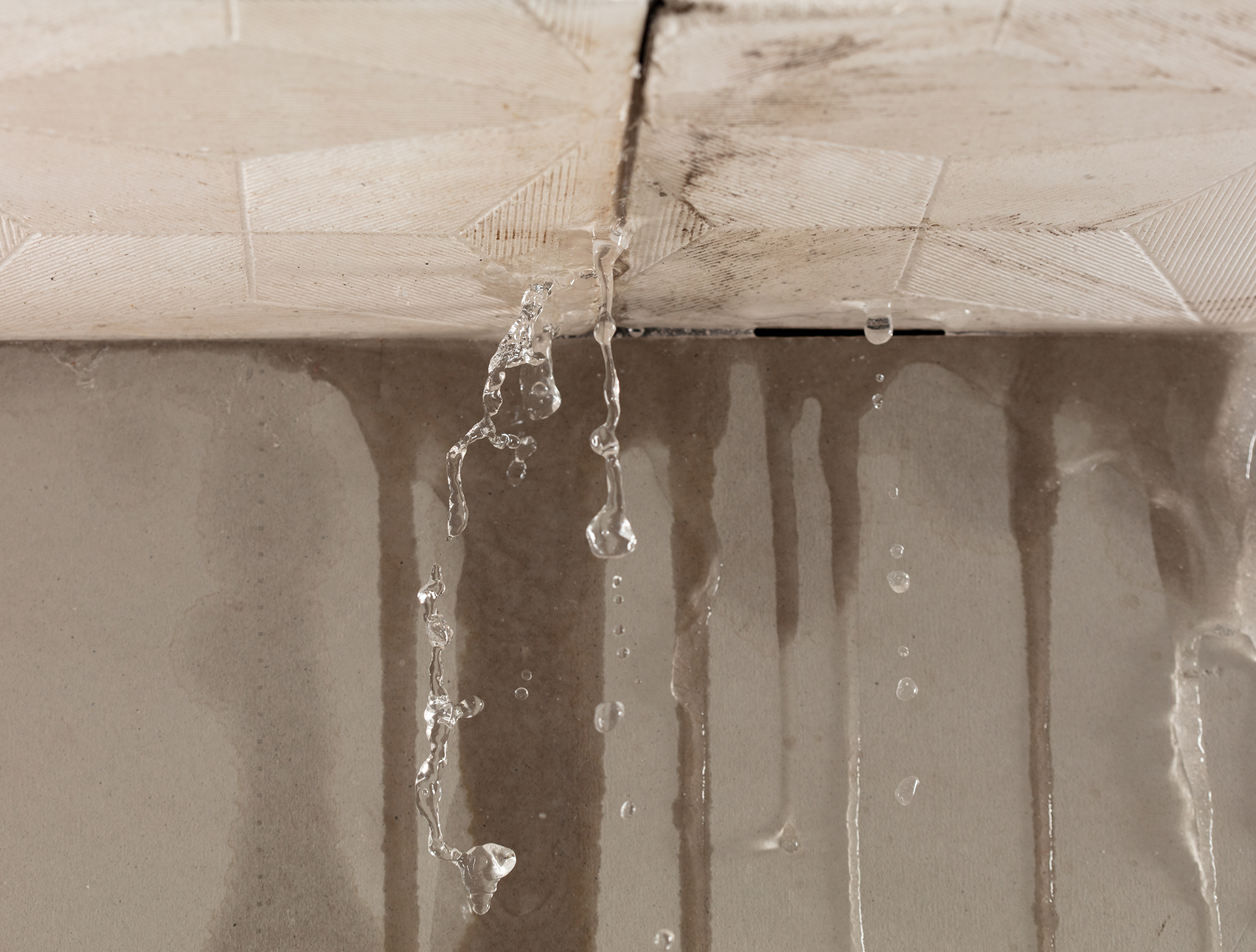 water_leak_ceiling Water Leak Ceiling